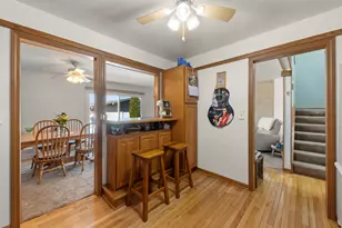 213 Manor Dr, New Lenox, IL 60451 - Photo 4