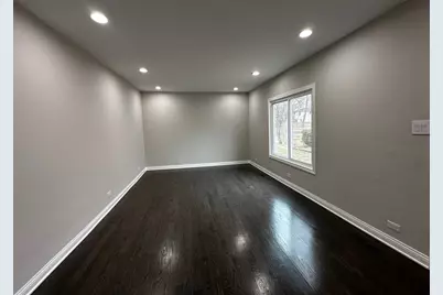 1629 Laurel Avenue, Hanover Park, IL 60133 - Photo 8