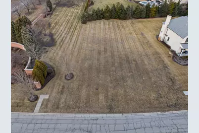 5N285 Prairie Lakes Boulevard, Saint Charles, IL 60175 - Photo 2