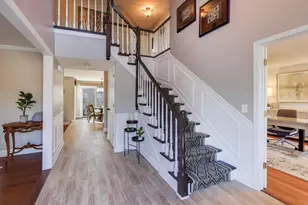 829 Heatherstone Dr, Schaumburg, IL 60173 - Photo 2