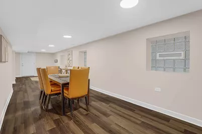 812 S Kilbourn Avenue, Chicago, IL 60624 - Photo 18