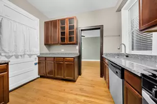 820 Washington Blvd, Oak Park, IL 60302 - Photo 6