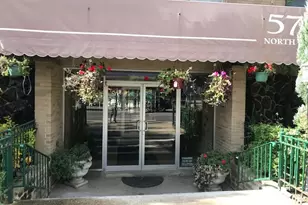 5730 N Sheridan Rd, Chicago, IL 60660 - Photo 1