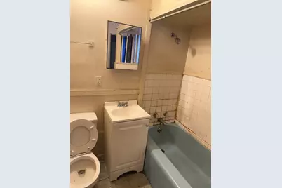 11715 S Wentworth Avenue, Chicago, IL 60628 - Photo 8