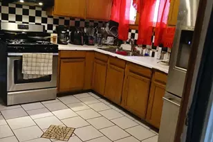 6942 S Bell Ave, Chicago, IL 60636 - Photo 4