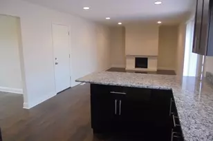 66 Barrow Dr, Crystal Lake, IL 60014 - Photo 18