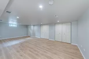 8837 Oketo Ave, Morton Grove, IL 60053 - Photo 18