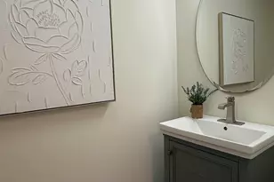 646 68th St, Willowbrook, IL 60527 - Photo 6