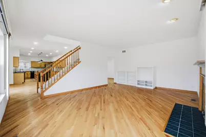 2812 Stuart Kaplan Court, Aurora, IL 60503 - Photo 4