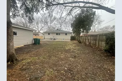 371 N Fairfield Avenue, Lombard, IL 60148 - Photo 14