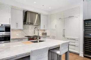 435 N Michigan Ave, Chicago, IL 60611 - Photo 14