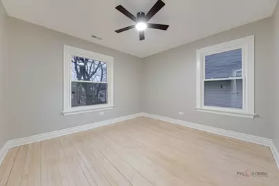 131 N Taylor Avenue, Oak Park, IL 60302 - Photo 18