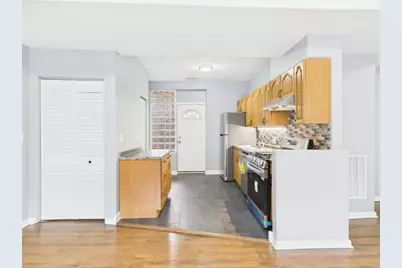 1729 E 67th Street #2E, Chicago, IL 60649 - Photo 12