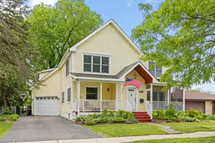 339 8th St, Downers Grove, IL 60515 - Photo 1