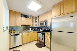 33 W Delaware Pl, Chicago, IL 60610 - Photo 6