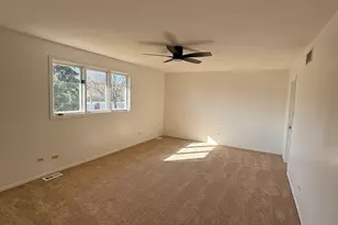 8925 Pheasant Lake Dr, Tinley Park, IL 60487 - Photo 12