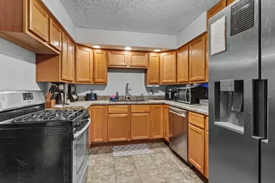 207 E Taylor Street, Grant Park, IL 60940 - Photo 6