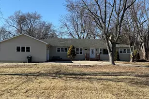 8412 Meadowbrook Dr, Burr Ridge, IL 60527 - Photo 1