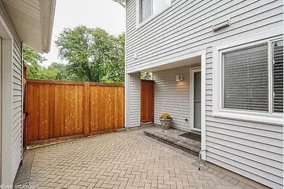 433 Dogwood Terrace, Buffalo Grove, IL 60089 - Photo 18