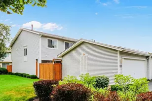 433 Dogwood Terrace, Buffalo Grove, IL 60089 - Photo 1