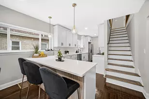 2114 S 10th Ave, Maywood, IL 60153 - Photo 6