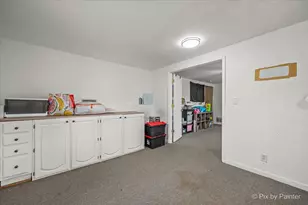 1429 Kings Rd, Carpentersville, IL 60110 - Photo 20