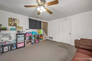 1429 Kings Rd, Carpentersville, IL 60110 - Photo 18