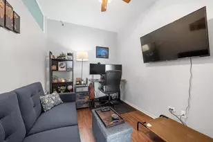 210 S Desplaines St, Chicago, IL 60661 - Photo 18