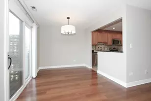 677 Cumberland Trail, Roselle, IL 60172 - Photo 6