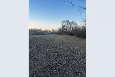 3747 W 140th Place, Robbins, IL 60472 - Photo 2