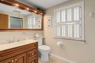 821 N Catherine Ave, La Grange Park, IL 60526 - Photo 16