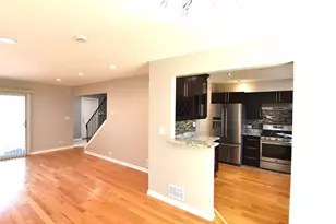 631 Schooner Point, Schaumburg, IL 60194 - Photo 2