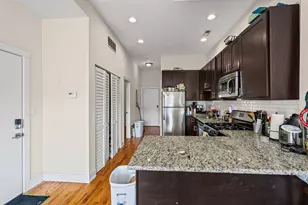 1450 W Barry Ave, Chicago, IL 60657 - Photo 24