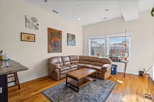 1450 W Barry Ave, Chicago, IL 60657 - Photo 22