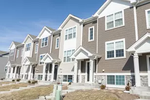 6561 Sassafras Wy, Wonder Lake, IL 60097 - Photo 2