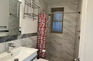 5716 N Campbell Ave, Chicago, IL 60659 - Photo 8