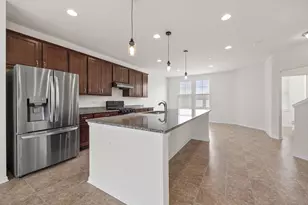 6310 Main St, Woodridge, IL 60517 - Photo 12