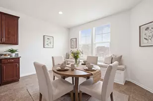 6310 Main St, Woodridge, IL 60517 - Photo 4