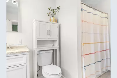 7854 Deerfield Avenue, Woodridge, IL 60517 - Photo 12