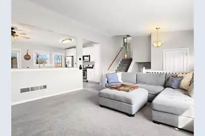 7854 Deerfield Avenue, Woodridge, IL 60517 - Photo 4