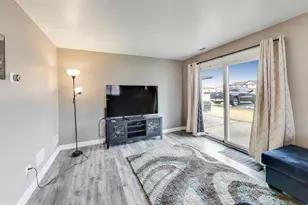 8420 162nd Pl, Tinley Park, IL 60487 - Photo 2