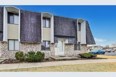 8420 162nd Place #4, Tinley Park, IL 60487 - Photo 1