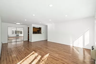 1107 S Old Wilke Road #208, Arlington Heights, IL 60005 - Photo 14