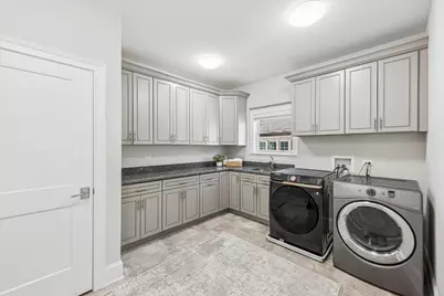 502 S Fairview Avenue, Elmhurst, IL 60126 - Photo 18