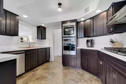 411 Suwanee Street, Park Forest, IL 60466 - Photo 16