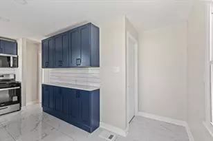 1922 Fargo Ave, Des Plaines, IL 60018 - Photo 10