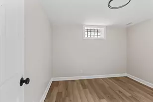 1922 Fargo Ave, Des Plaines, IL 60018 - Photo 22