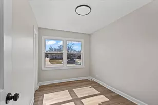 1922 Fargo Ave, Des Plaines, IL 60018 - Photo 16