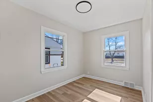 1922 Fargo Ave, Des Plaines, IL 60018 - Photo 14