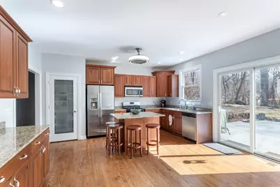 817 Regner Road, McHenry, IL 60051 - Photo 6